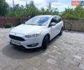 Белый Форд Фокус, объемом двигателя 1.5 л и пробегом 215 тыс. км за 8850 $, фото 2 на Automoto.ua