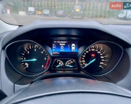 Белый Форд Фокус, объемом двигателя 1.5 л и пробегом 256 тыс. км за 8500 $, фото 10 на Automoto.ua