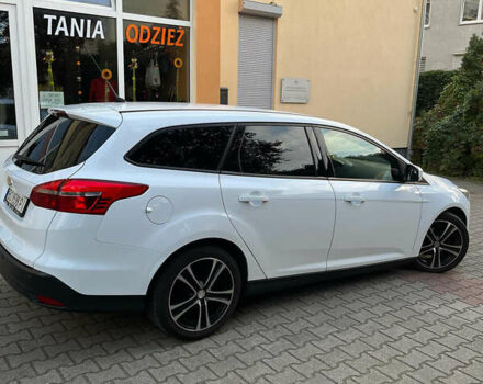 Форд Фокус 2015 в Львове на Automoto.ua Белый Форд Фокус, объемом двигателя 1.56 л и пробегом 193 тыс. км за 9000 $, фото 22 на Automoto.ua