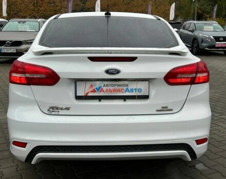 Белый Форд Фокус, объемом двигателя 2 л и пробегом 109 тыс. км за 8700 $, фото 4 на Automoto.ua