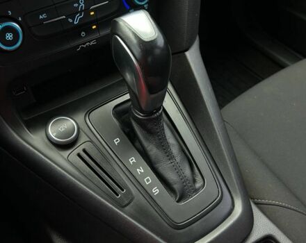 Белый Форд Фокус, объемом двигателя 2 л и пробегом 109 тыс. км за 8700 $, фото 9 на Automoto.ua