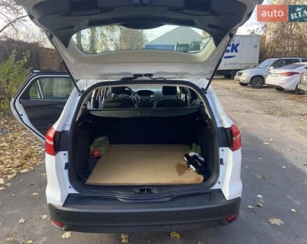 Белый Форд Фокус, объемом двигателя 1 л и пробегом 134 тыс. км за 7150 $, фото 10 на Automoto.ua