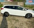 Белый Форд Фокус, объемом двигателя 1 л и пробегом 252 тыс. км за 5600 $, фото 2 на Automoto.ua