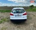 Белый Форд Фокус, объемом двигателя 1 л и пробегом 252 тыс. км за 5600 $, фото 15 на Automoto.ua