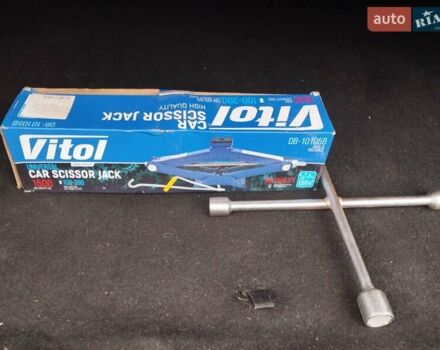 Белый Форд Фокус, объемом двигателя 1.6 л и пробегом 163 тыс. км за 8699 $, фото 44 на Automoto.ua