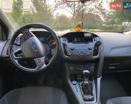 Форд Фокус 2015 в Львове на Automoto.ua Белый Форд Фокус, объемом двигателя 1.56 л и пробегом 193 тыс. км за 9000 $, фото 20 на Automoto.ua