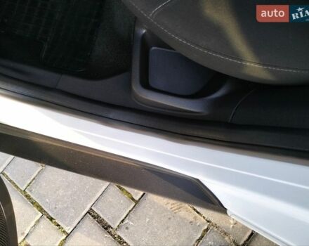 Білий Форд Фокус, об'ємом двигуна 1.6 л та пробігом 263 тис. км за 7700 $, фото 31 на Automoto.ua