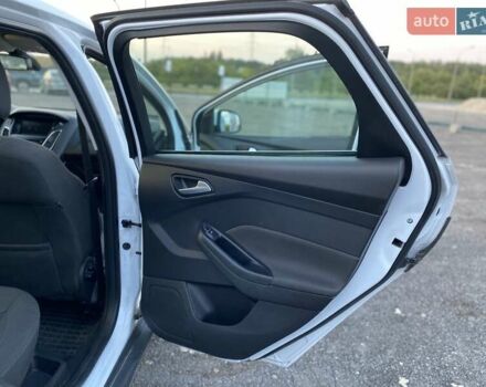 Білий Форд Фокус, об'ємом двигуна 1.5 л та пробігом 249 тис. км за 8700 $, фото 13 на Automoto.ua