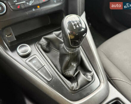 Белый Форд Фокус, объемом двигателя 1 л и пробегом 251 тыс. км за 7400 $, фото 40 на Automoto.ua