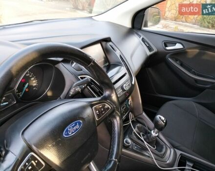 Білий Форд Фокус, об'ємом двигуна 1.6 л та пробігом 263 тис. км за 7700 $, фото 8 на Automoto.ua