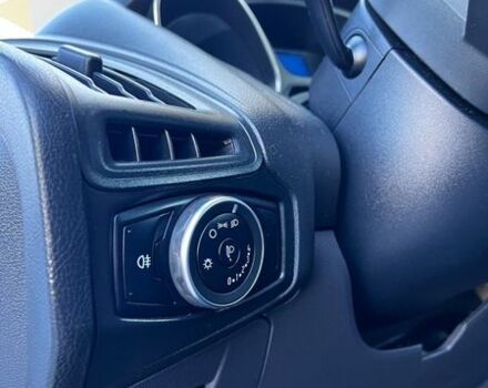 Білий Форд Фокус, об'ємом двигуна 1 л та пробігом 251 тис. км за 6999 $, фото 23 на Automoto.ua