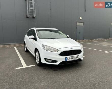 Белый Форд Фокус, объемом двигателя 1 л и пробегом 169 тыс. км за 8700 $, фото 1 на Automoto.ua