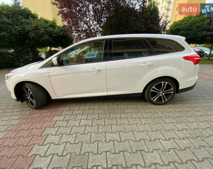 Форд Фокус 2015 в Львове на Automoto.ua Белый Форд Фокус, объемом двигателя 1.56 л и пробегом 193 тыс. км за 9000 $, фото 16 на Automoto.ua