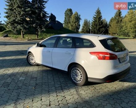 Белый Форд Фокус, объемом двигателя 1 л и пробегом 220 тыс. км за 7800 $, фото 11 на Automoto.ua