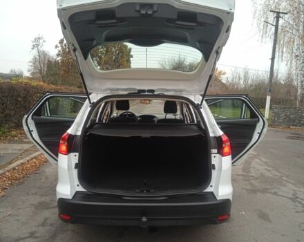 Белый Форд Фокус, объемом двигателя 1.5 л и пробегом 185 тыс. км за 8400 $, фото 18 на Automoto.ua