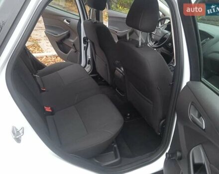 Білий Форд Фокус, об'ємом двигуна 1.6 л та пробігом 185 тис. км за 8400 $, фото 15 на Automoto.ua