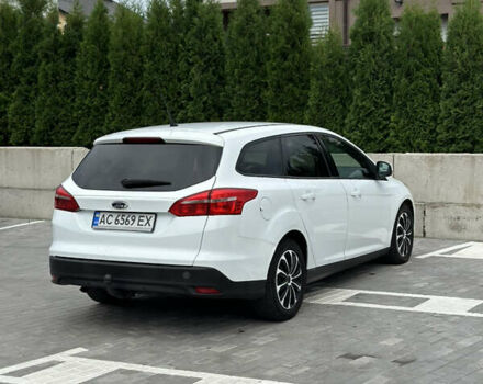 Белый Форд Фокус, объемом двигателя 1.5 л и пробегом 289 тыс. км за 9000 $, фото 5 на Automoto.ua