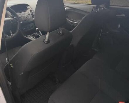 Форд Фокус 2016 в Умани на Automoto.ua Белый Форд Фокус, объемом двигателя 1.5 л и пробегом 285 тыс. км за 8450 $, фото 6 на Automoto.ua