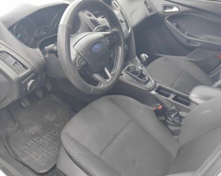 Белый Форд Фокус, объемом двигателя 1.5 л и пробегом 285 тыс. км за 8450 $, фото 6 на Automoto.ua