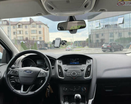 Белый Форд Фокус, объемом двигателя 1.5 л и пробегом 289 тыс. км за 9000 $, фото 8 на Automoto.ua