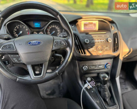 Белый Форд Фокус, объемом двигателя 1 л и пробегом 170 тыс. км за 7000 $, фото 10 на Automoto.ua