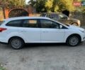 Белый Форд Фокус, объемом двигателя 1 л и пробегом 220 тыс. км за 7800 $, фото 1 на Automoto.ua