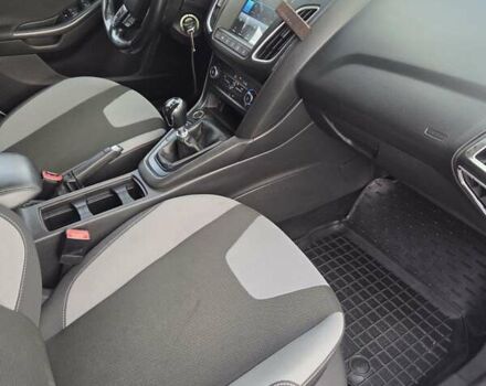 Форд Фокус 2016 в Теребовле на Automoto.ua Белый Форд Фокус, объемом двигателя 1.5 л и пробегом 224 тыс. км за 8000 $, фото 14 на Automoto.ua