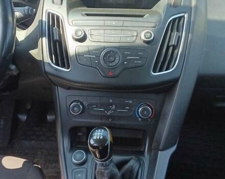 Белый Форд Фокус, объемом двигателя 1 л и пробегом 177 тыс. км за 7000 $, фото 12 на Automoto.ua