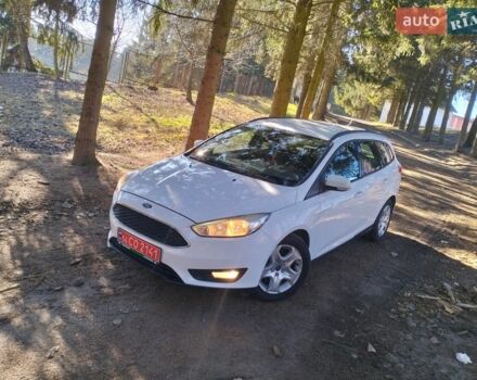 Белый Форд Фокус, объемом двигателя 1.5 л и пробегом 241 тыс. км за 8399 $, фото 2 на Automoto.ua