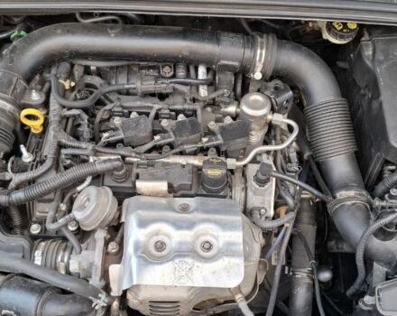 Белый Форд Фокус, объемом двигателя 1 л и пробегом 101 тыс. км за 6500 $, фото 4 на Automoto.ua