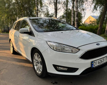 Белый Форд Фокус, объемом двигателя 1 л и пробегом 170 тыс. км за 7000 $, фото 1 на Automoto.ua