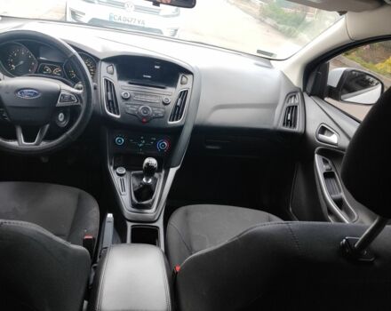 Белый Форд Фокус, объемом двигателя 1.5 л и пробегом 285 тыс. км за 8450 $, фото 4 на Automoto.ua