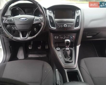 Білий Форд Фокус, об'ємом двигуна 1.6 л та пробігом 185 тис. км за 8400 $, фото 23 на Automoto.ua