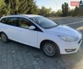 Белый Форд Фокус, объемом двигателя 1 л и пробегом 220 тыс. км за 7800 $, фото 1 на Automoto.ua