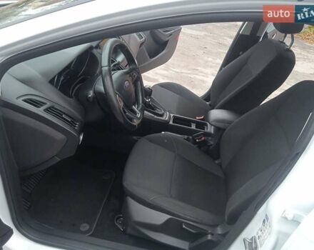 Білий Форд Фокус, об'ємом двигуна 1.6 л та пробігом 185 тис. км за 8400 $, фото 24 на Automoto.ua
