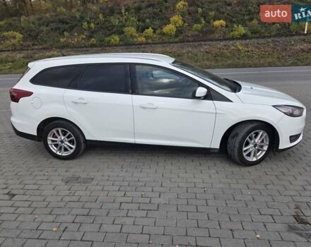 Форд Фокус 2016 в Теребовле на Automoto.ua Белый Форд Фокус, объемом двигателя 1.5 л и пробегом 224 тыс. км за 8000 $, фото 3 на Automoto.ua