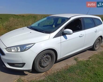 Белый Форд Фокус, объемом двигателя 1 л и пробегом 177 тыс. км за 7000 $, фото 17 на Automoto.ua