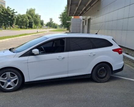 Белый Форд Фокус, объемом двигателя 1 л и пробегом 101 тыс. км за 6500 $, фото 1 на Automoto.ua