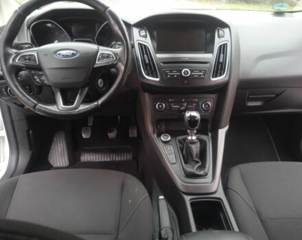 Белый Форд Фокус, объемом двигателя 1.5 л и пробегом 185 тыс. км за 8400 $, фото 23 на Automoto.ua