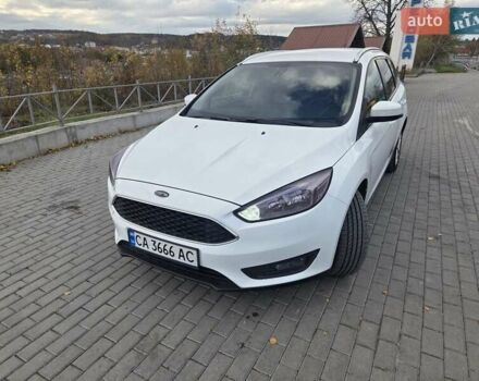 Форд Фокус 2016 в Теребовле на Automoto.ua Белый Форд Фокус, объемом двигателя 1.5 л и пробегом 224 тыс. км за 8000 $, фото 8 на Automoto.ua