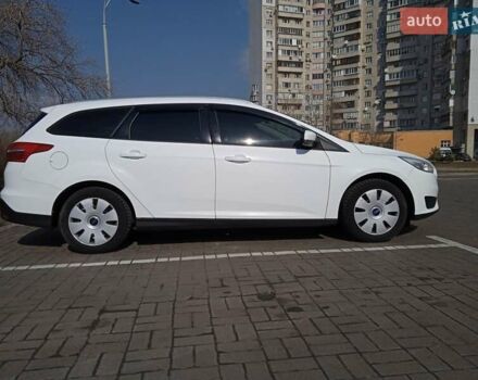 Белый Форд Фокус, объемом двигателя 1 л и пробегом 203 тыс. км за 6300 $, фото 11 на Automoto.ua