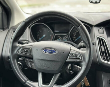 Белый Форд Фокус, объемом двигателя 1.5 л и пробегом 289 тыс. км за 9000 $, фото 9 на Automoto.ua