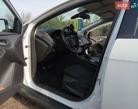 Белый Форд Фокус, объемом двигателя 2 л и пробегом 206 тыс. км за 9300 $, фото 30 на Automoto.ua