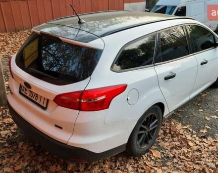 Белый Форд Фокус, объемом двигателя 1 л и пробегом 75 тыс. км за 11600 $, фото 7 на Automoto.ua