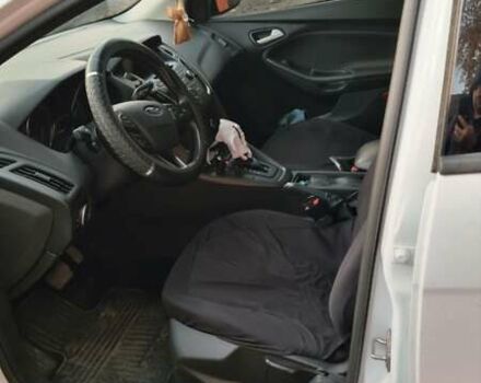 Белый Форд Фокус, объемом двигателя 1 л и пробегом 75 тыс. км за 11600 $, фото 6 на Automoto.ua