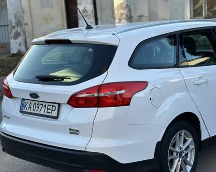 Белый Форд Фокус, объемом двигателя 1 л и пробегом 83 тыс. км за 7400 $, фото 6 на Automoto.ua