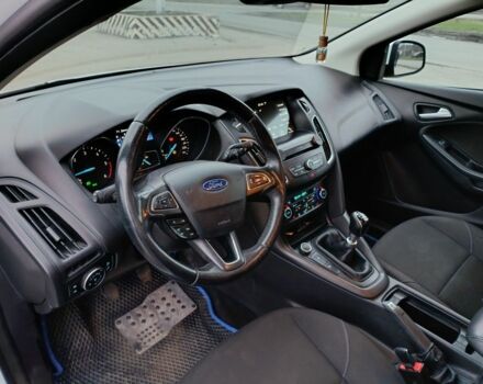 Белый Форд Фокус, объемом двигателя 0 л и пробегом 174 тыс. км за 8700 $, фото 5 на Automoto.ua