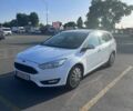 Белый Форд Фокус, объемом двигателя 1 л и пробегом 150 тыс. км за 7000 $, фото 1 на Automoto.ua