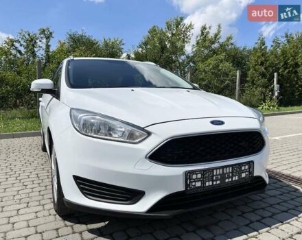 Білий Форд Фокус, об'ємом двигуна 1.6 л та пробігом 156 тис. км за 9700 $, фото 6 на Automoto.ua