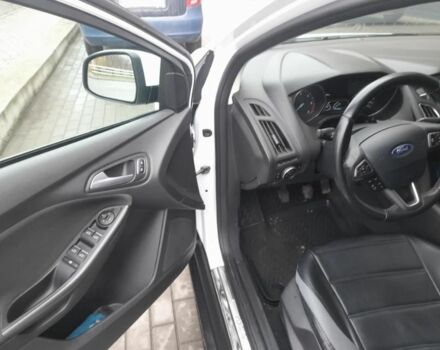 Белый Форд Фокус, объемом двигателя 1.5 л и пробегом 65 тыс. км за 15500 $, фото 7 на Automoto.ua